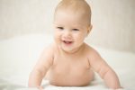 Pielęgnacja niemowląt – jak zadbać o skórę swojego malucha?